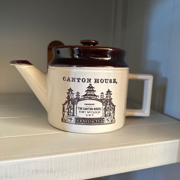Beauceware Other - Abenakis teapot